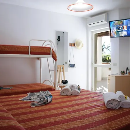 Hotel L'ancora 3*