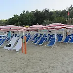 Отель L'ancora 3*