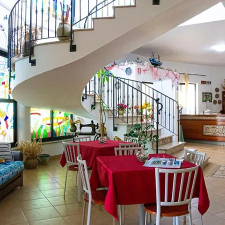 L'ancora Hotel 3*