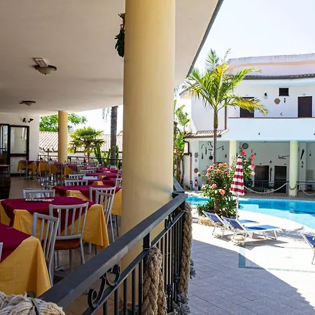 L'ancora Hotel