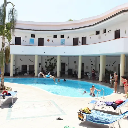 L'ancora Hotel