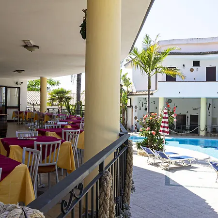 L'ancora Hotel 3*